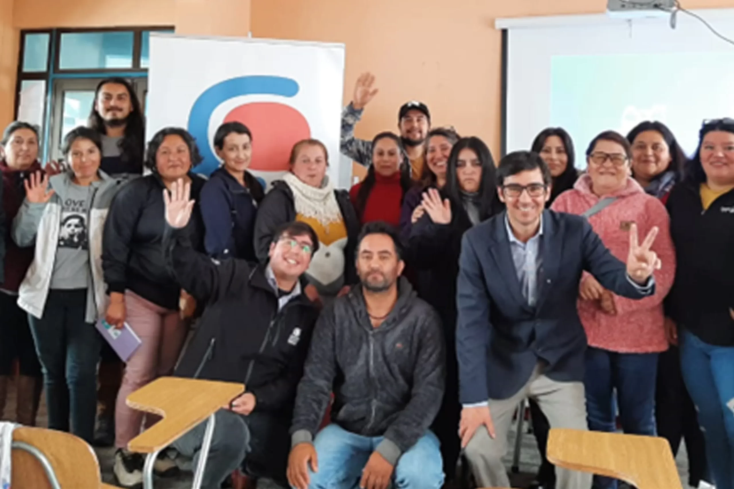 Ganadores de plan piloto entre Fundación Semilla, Ventisqueros, municipalidad de Hualaihue y Centro de Negocios Sercotec